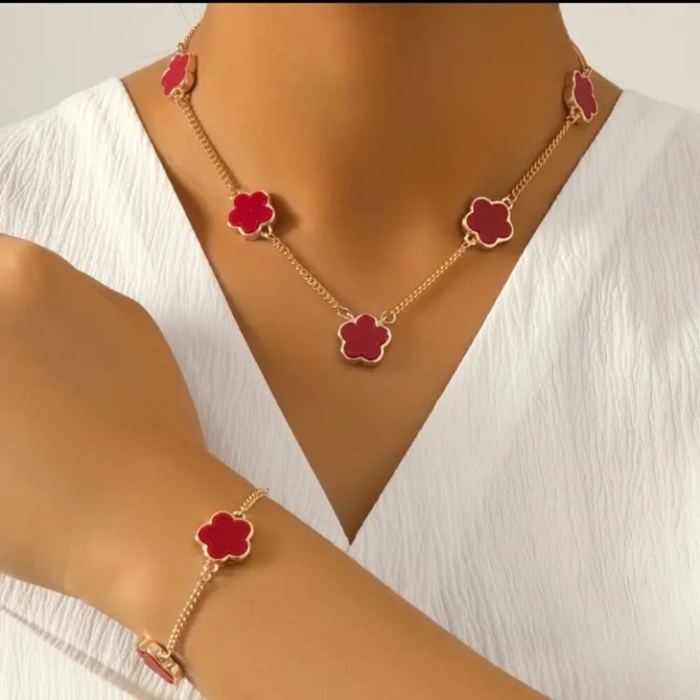 Red & Gold Clover Necklace
